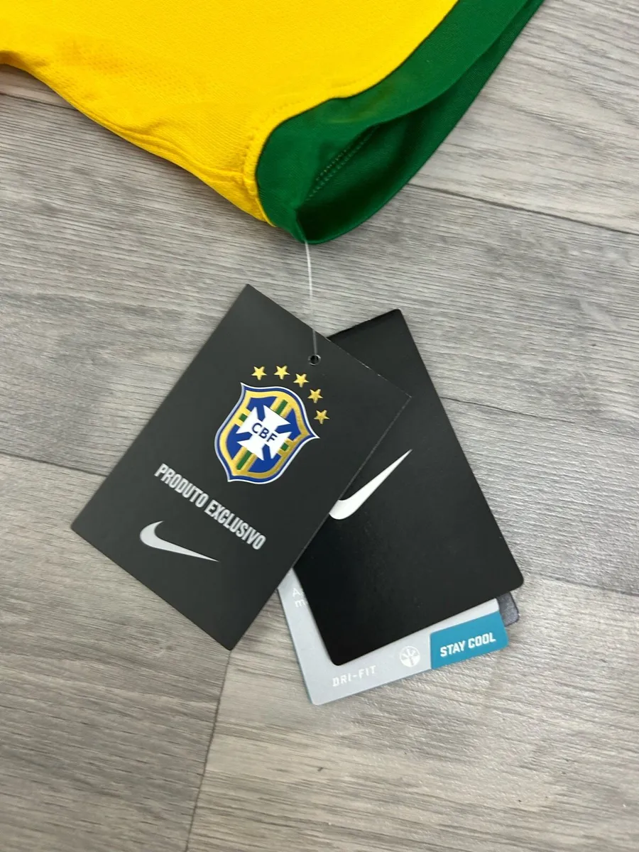 NEW Authentic Nike Brazil 2014 Home Jersey Shirt L - Image 3