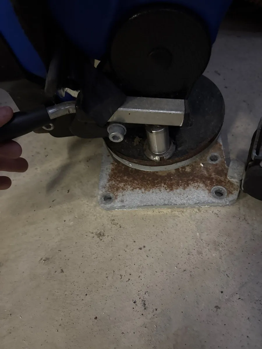 2 1/4 swivel seatbelt seats from ambulance - Image 2