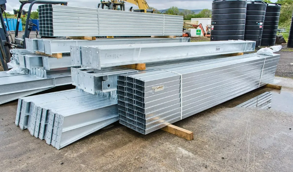 75ft x 40ft x 16ft portal frame building - Image 1