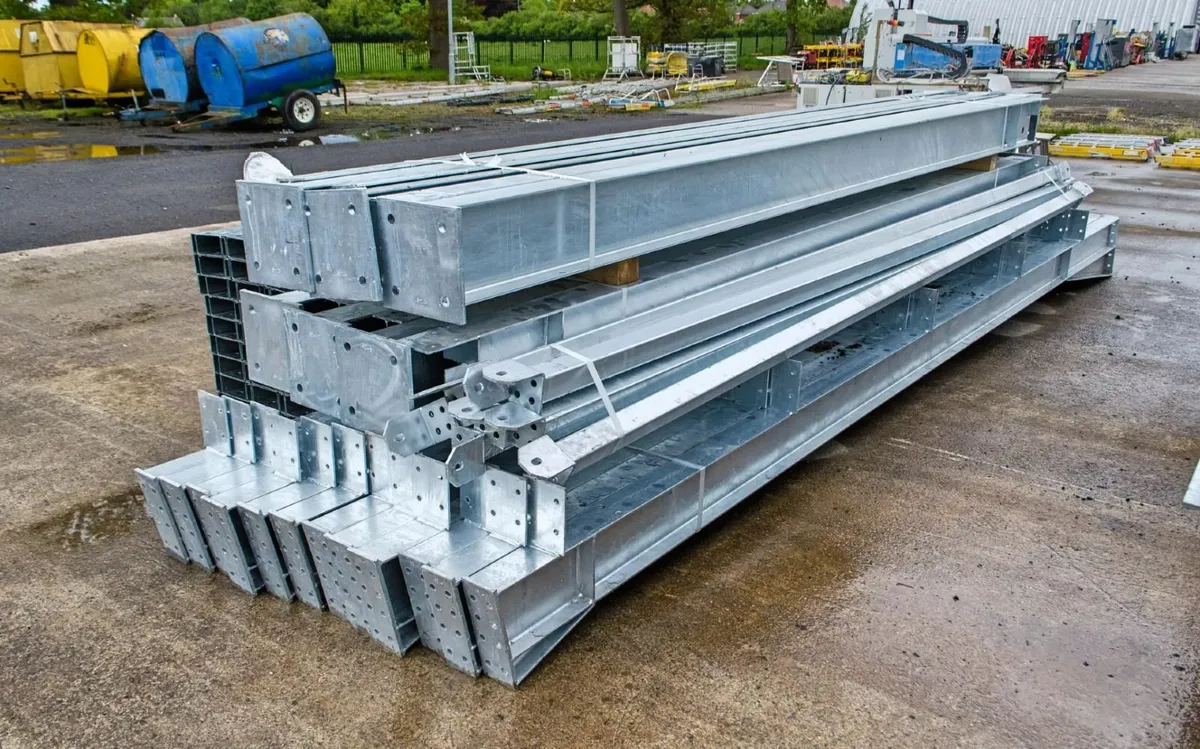 75ft x 40ft x 16ft portal frame building - Image 4