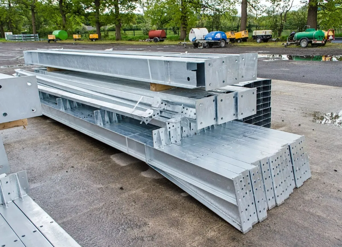75ft x 40ft x 16ft portal frame building - Image 3