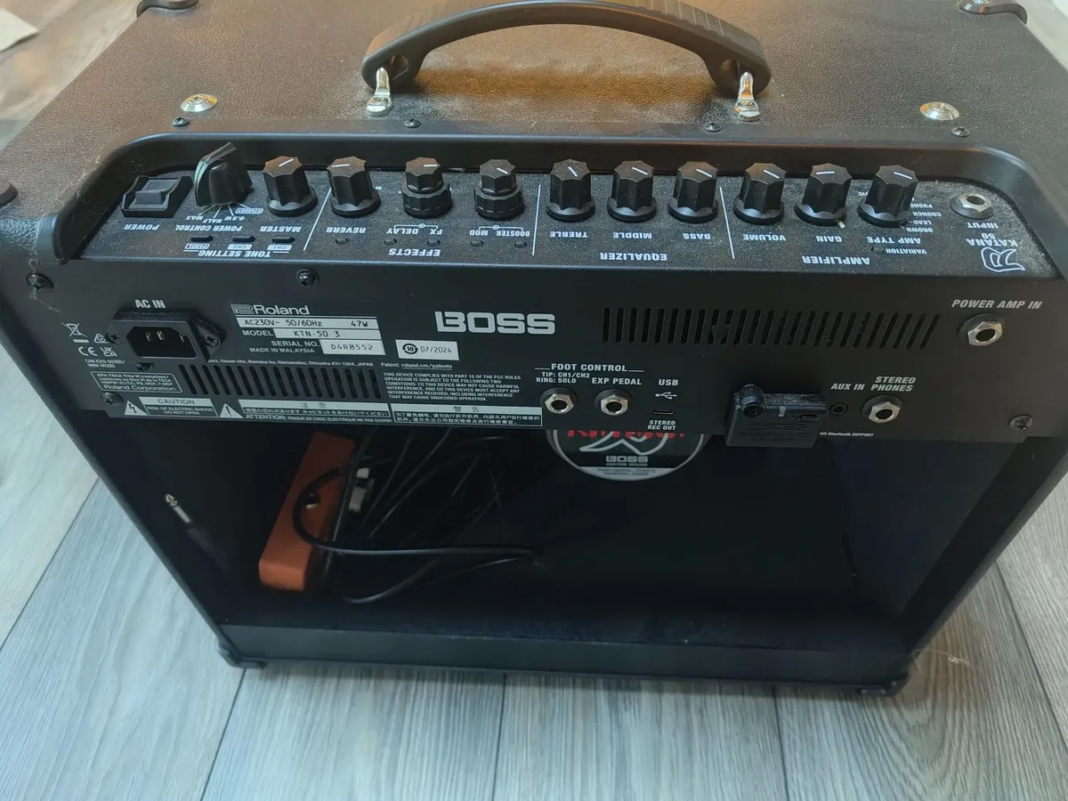 Boss Katana Gen 3 50 Guitar Amplifier Combo - Image 2
