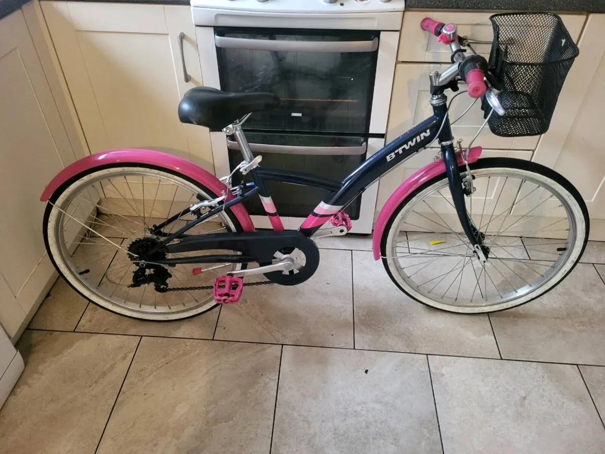Girls bike 24" - Image 4