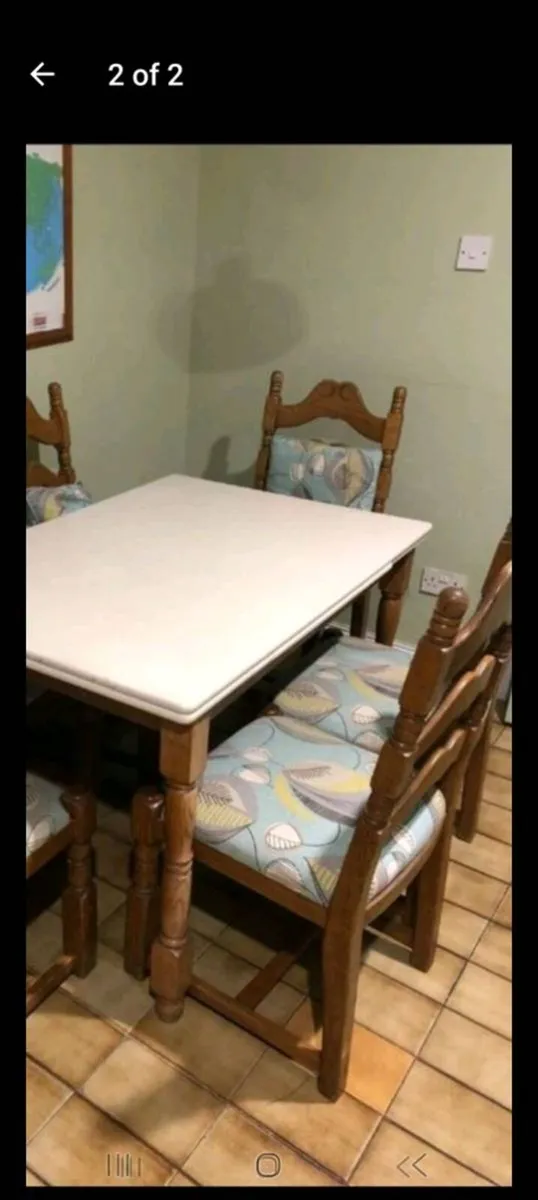 Kitchen Table and chairs - Image 4
