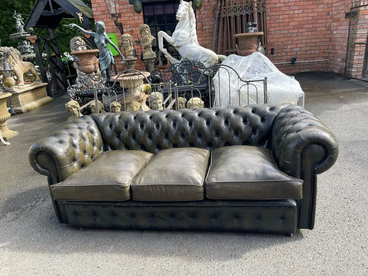 Original antique Chesterfield sofa - Image 1