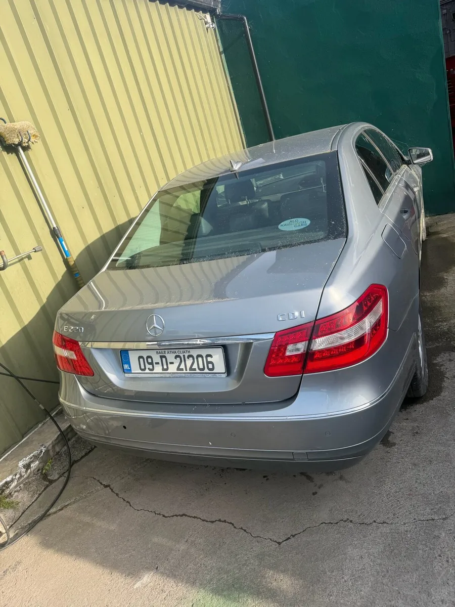 2009 e class for parts - Image 1