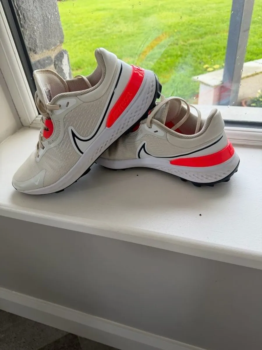 Nike infinity pro2 golf shoes uk9 - Image 1