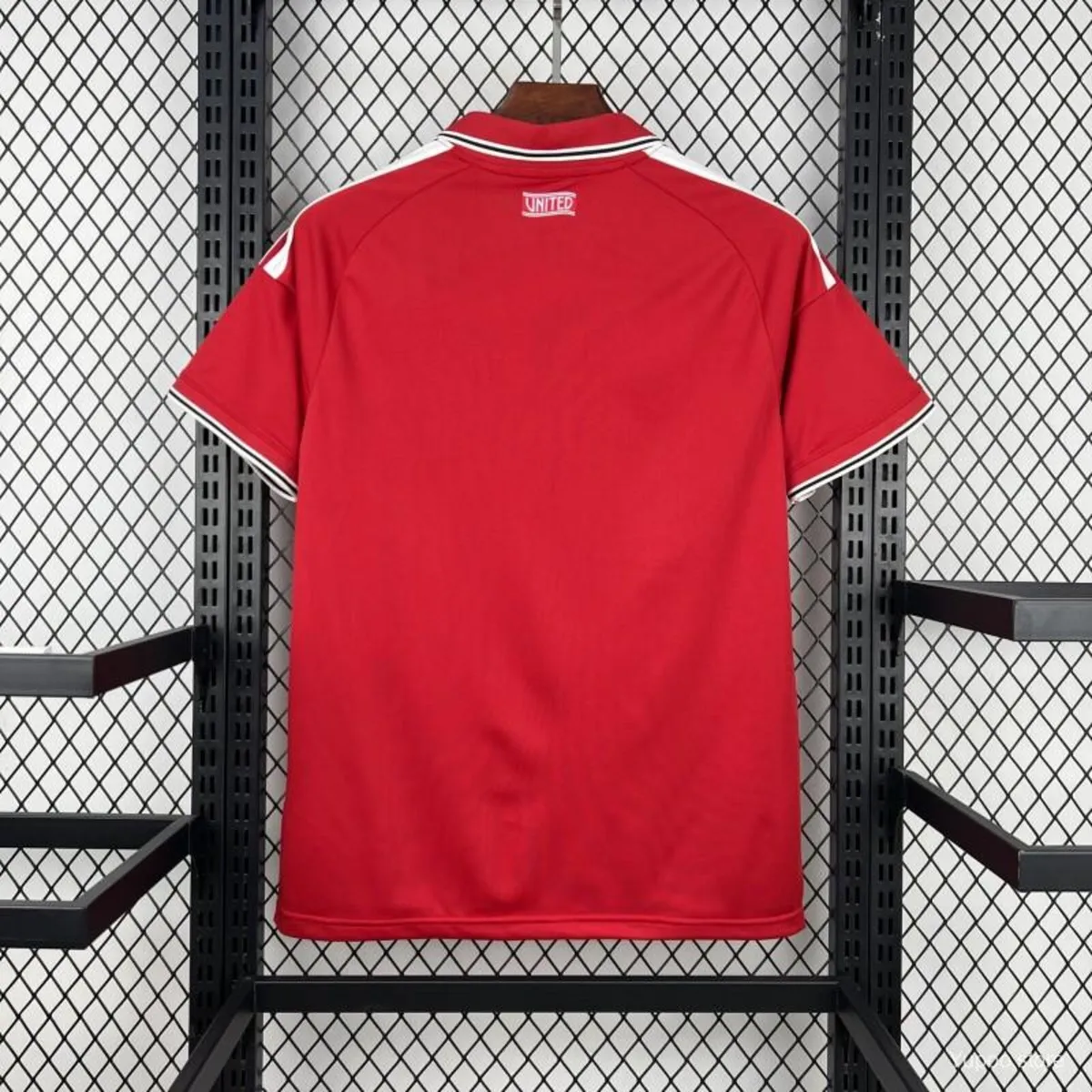 Manchester united 26/27 home soccer jersey - Image 4