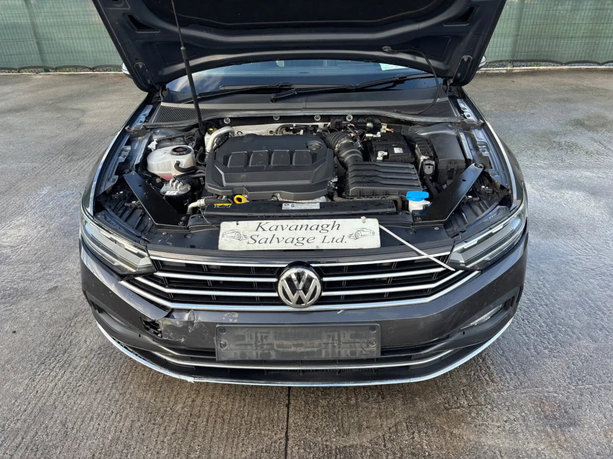 201 Vw Passat 2.0 TDI light damage - Image 2