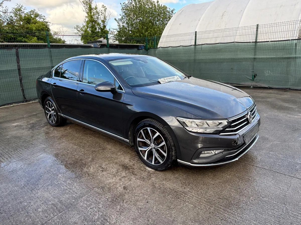 201 Vw Passat 2.0 TDI light damage - Image 1