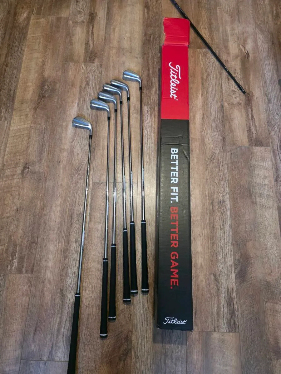 Titleist t150 iron set - Image 1
