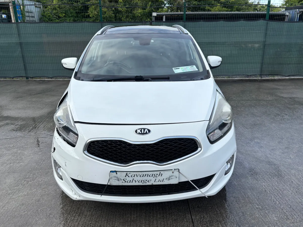 2014 Kia Carens 7 Seater  63miles - Image 2