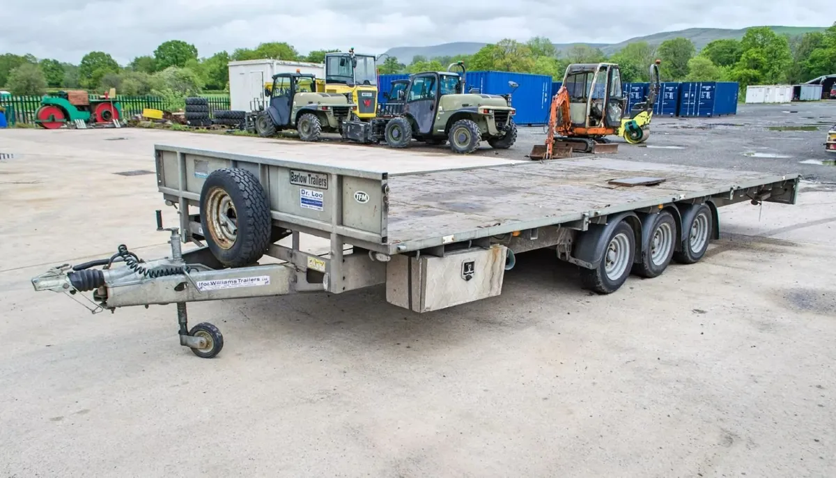 20ft x 8ft tri axle flat bed trailer - Image 1