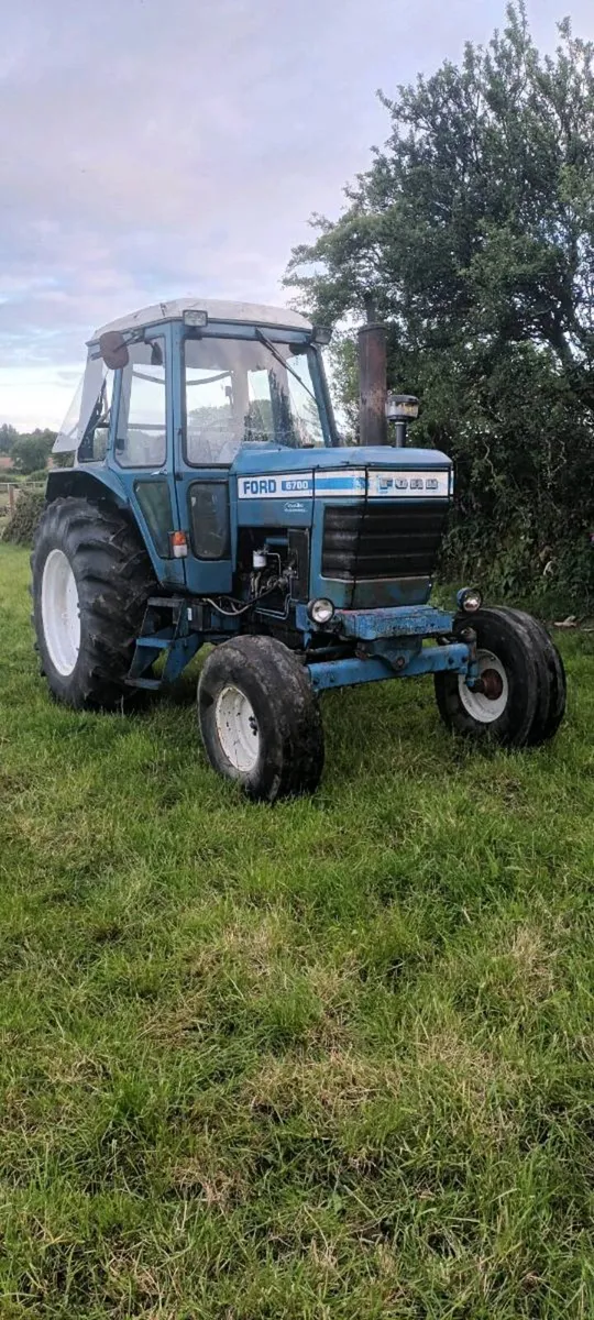 Tractor - Image 4