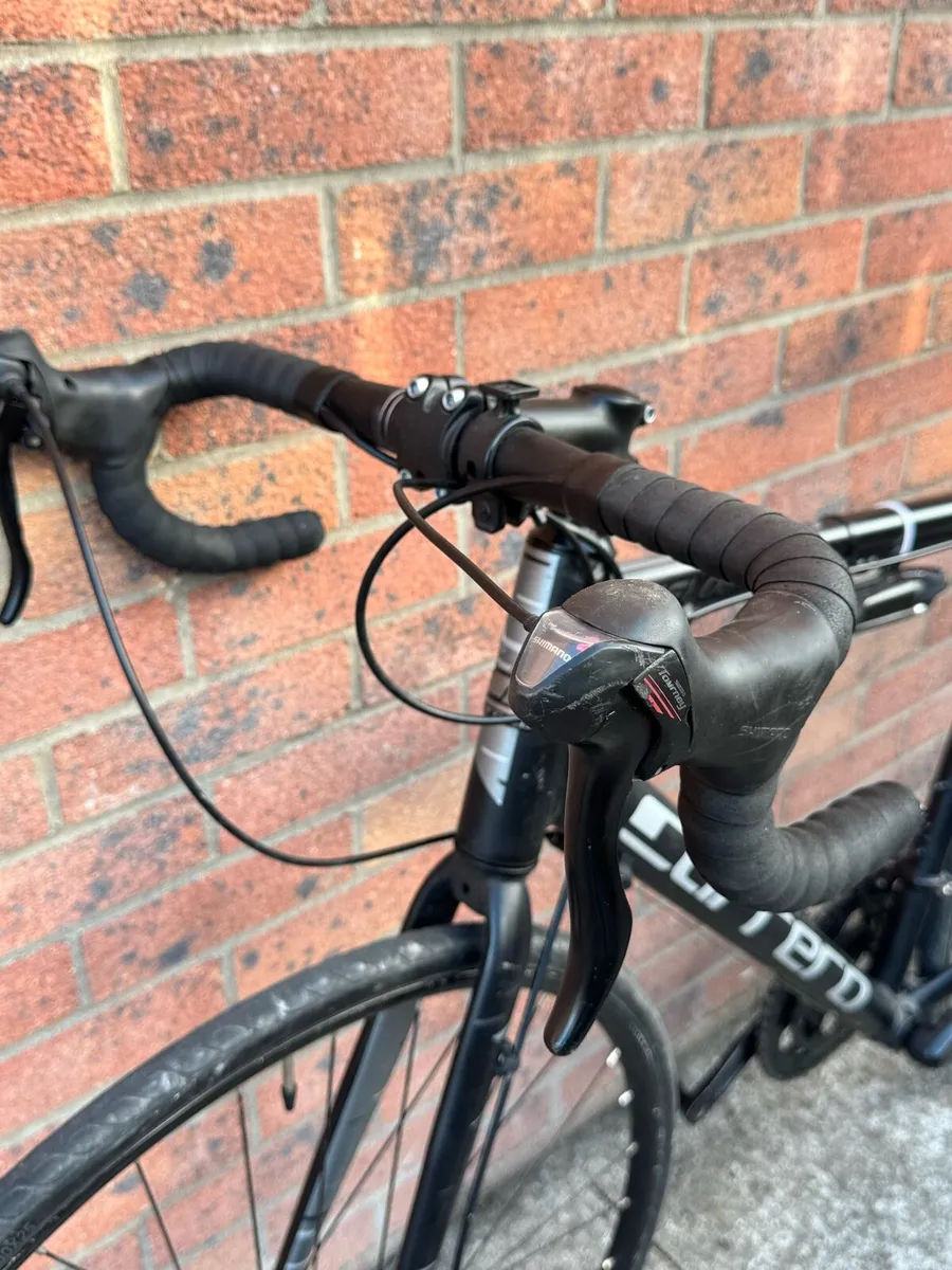Carrera Zelos Road Bike - Image 3