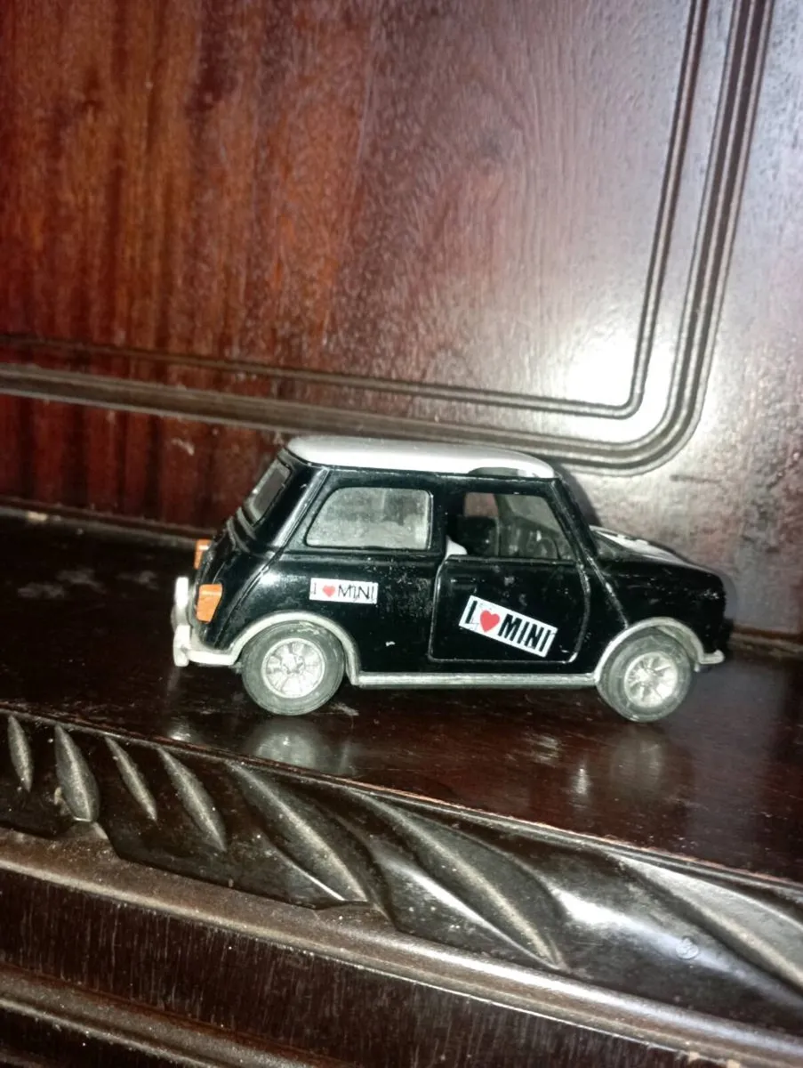 SUNNSIDE SUPERIOR DIE,-MODLE BLACK MINI COOPER CAR - Image 2