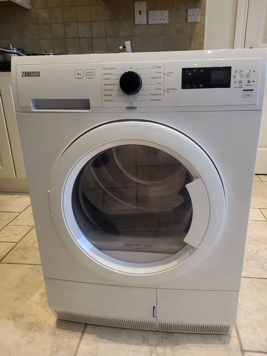 Zanussi 8kg Condenser Dryer - Image 2