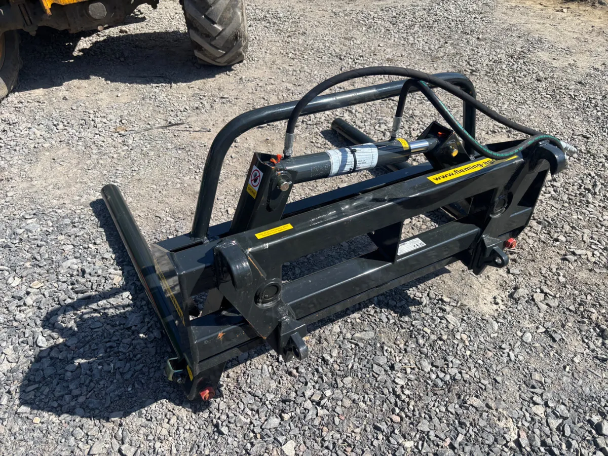 Front Loader Hydraulic Bale Stacker - Image 3