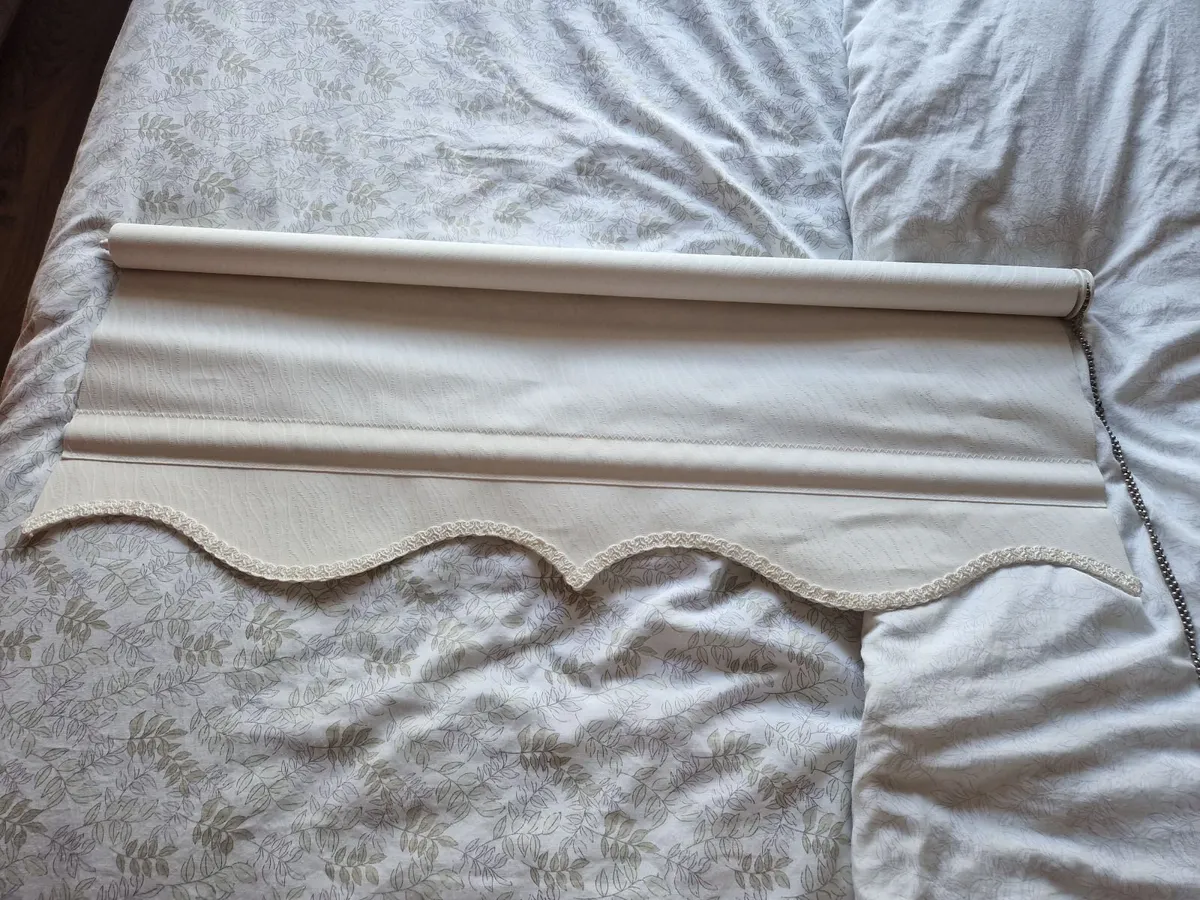 Blinds - Image 1