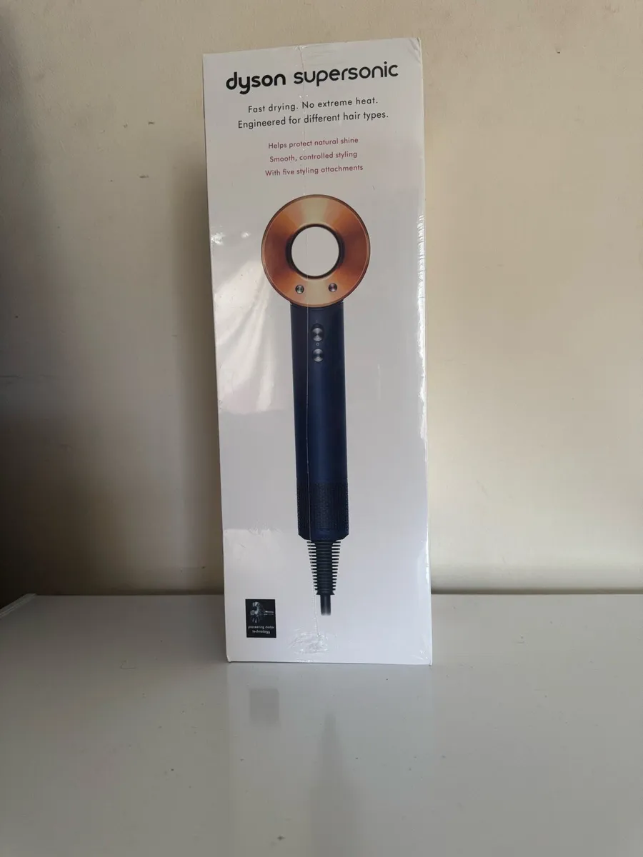 Supersonic Dyson hair dryer - Image 3