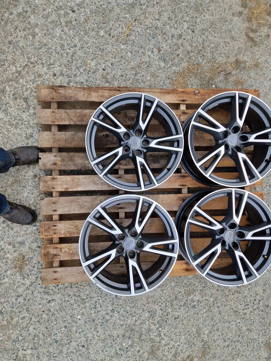 Alloy wheels - Image 1