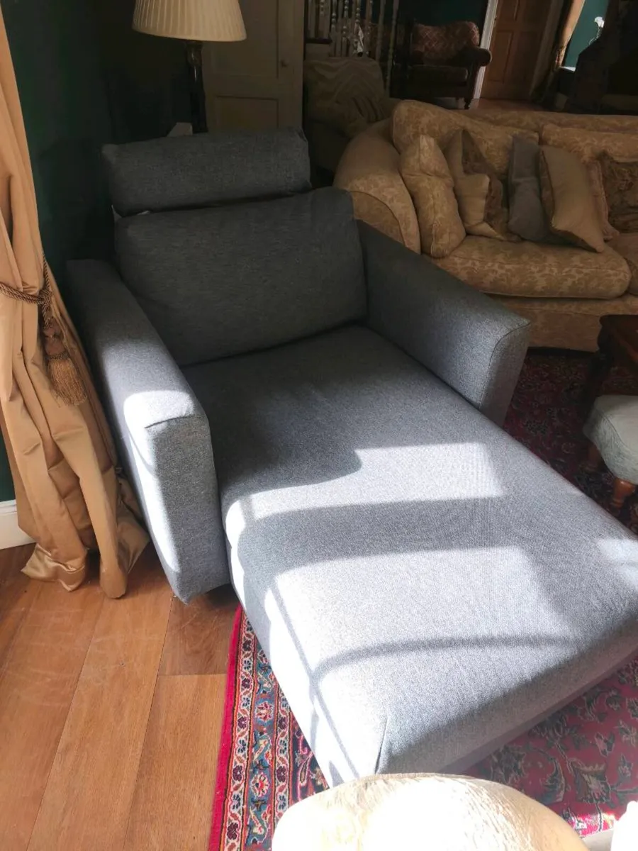 Arm chair - Image 4