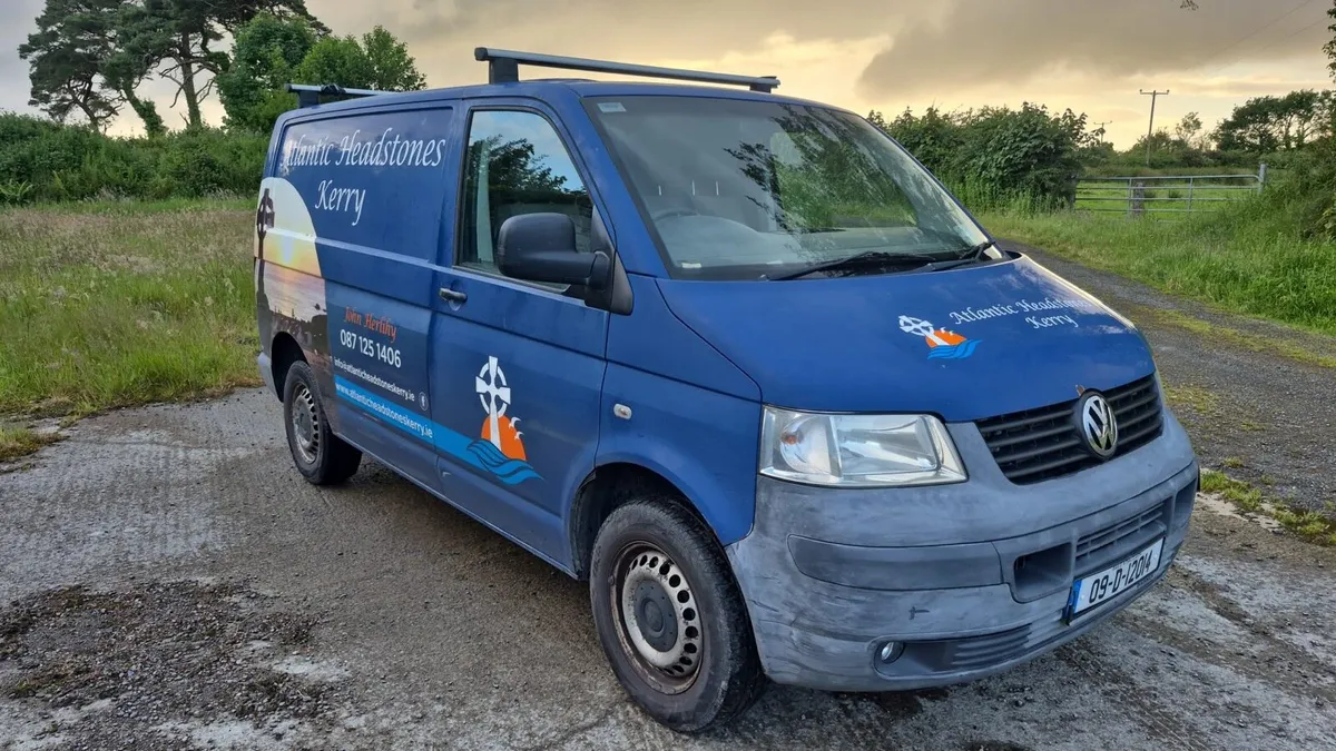Transporter Van short wheel based 2.5 TDI - Image 2