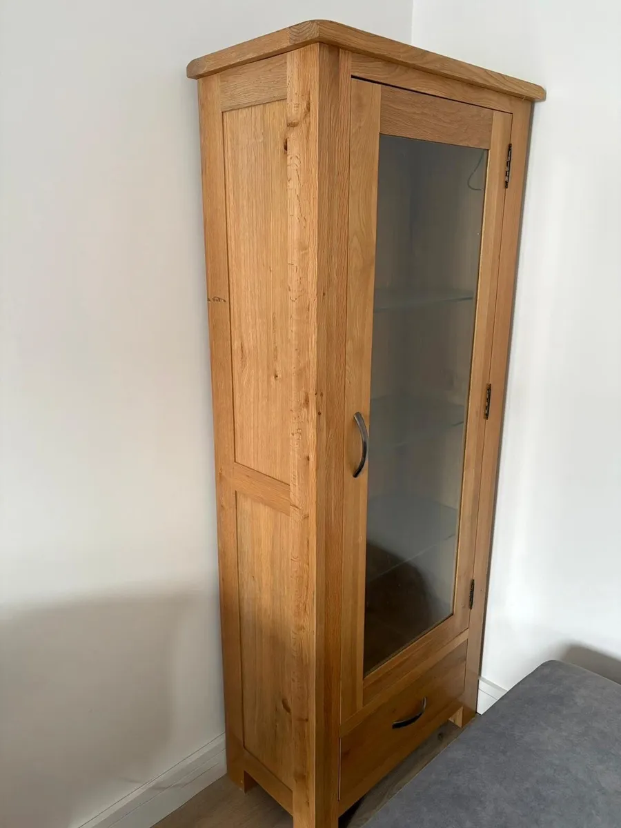Solid Oak Display Cabinet / Glass Display Unit wit - Image 3