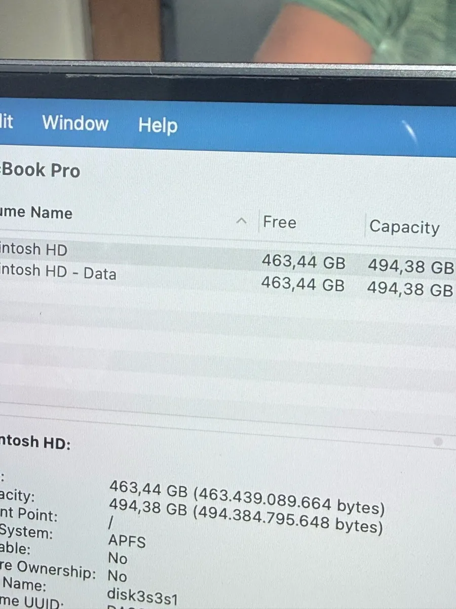 MacBook M3 pro - Image 4