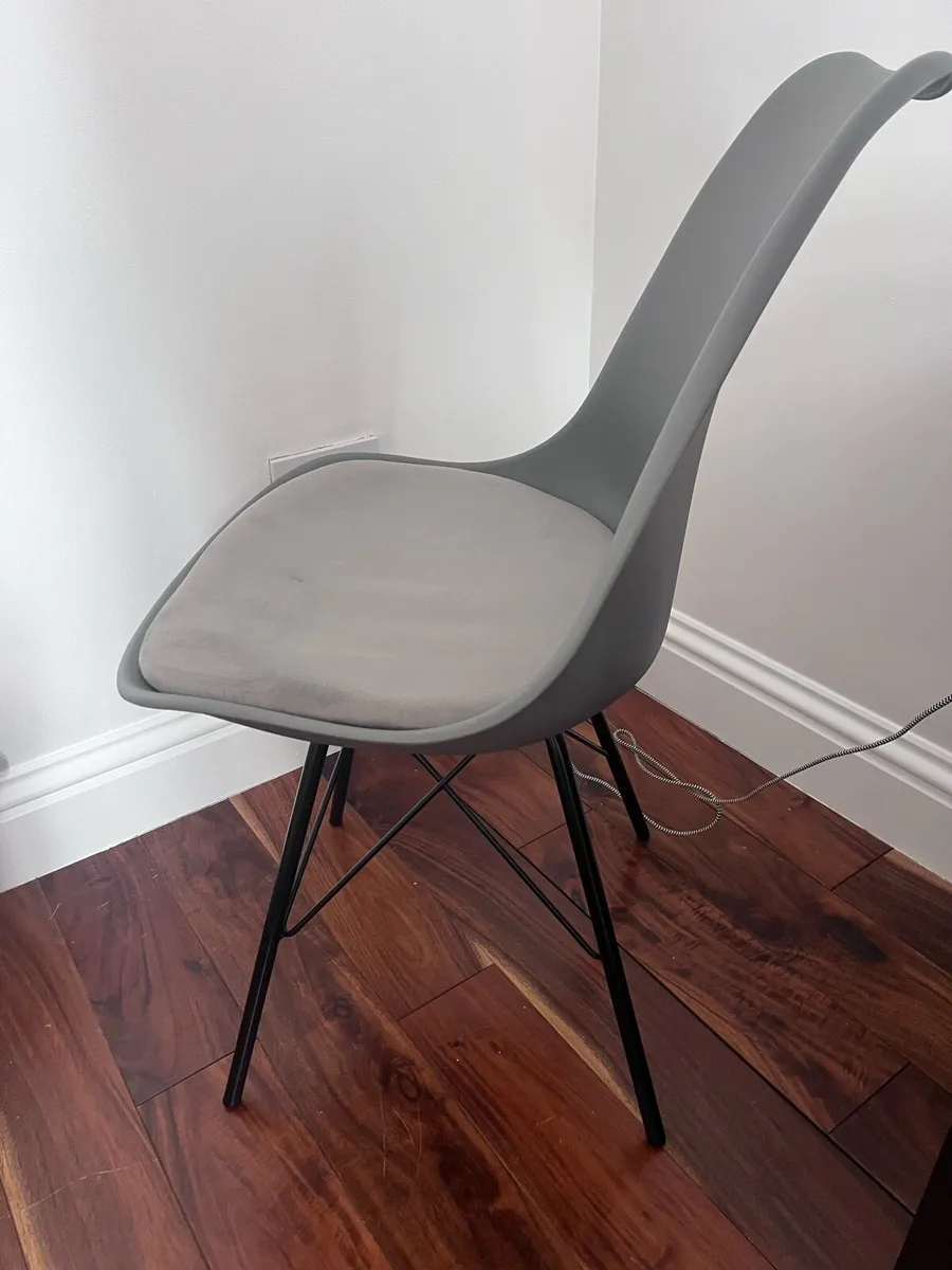 Chairs - Image 2