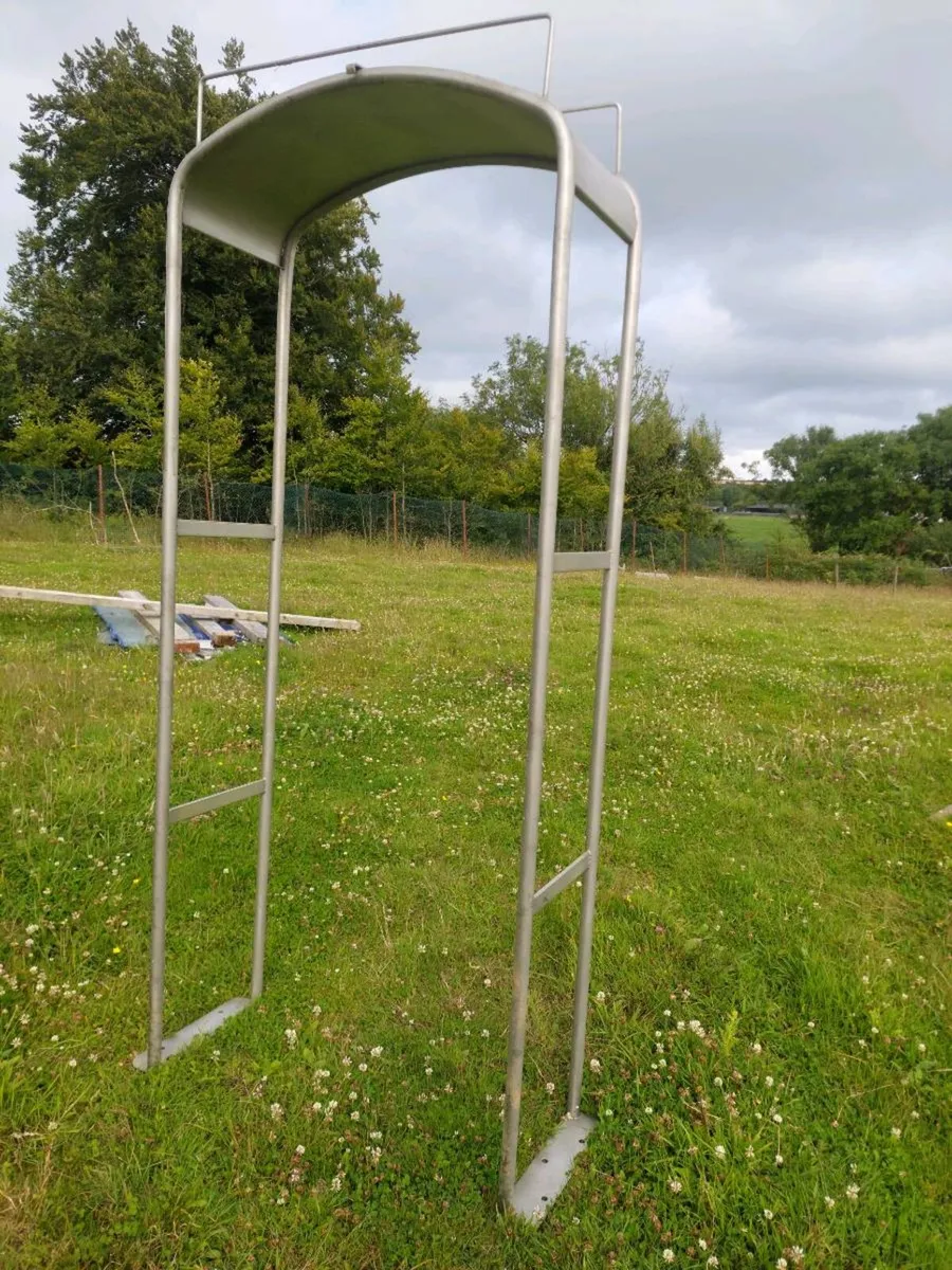 Garden arches - Image 1