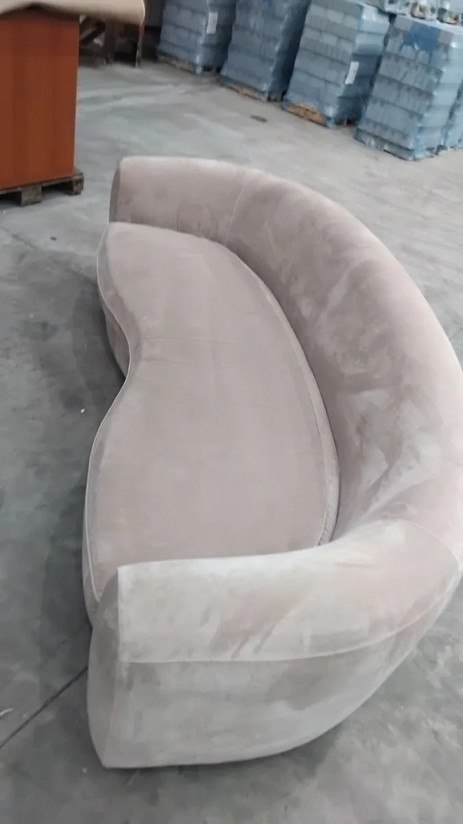 Sofa - Image 4