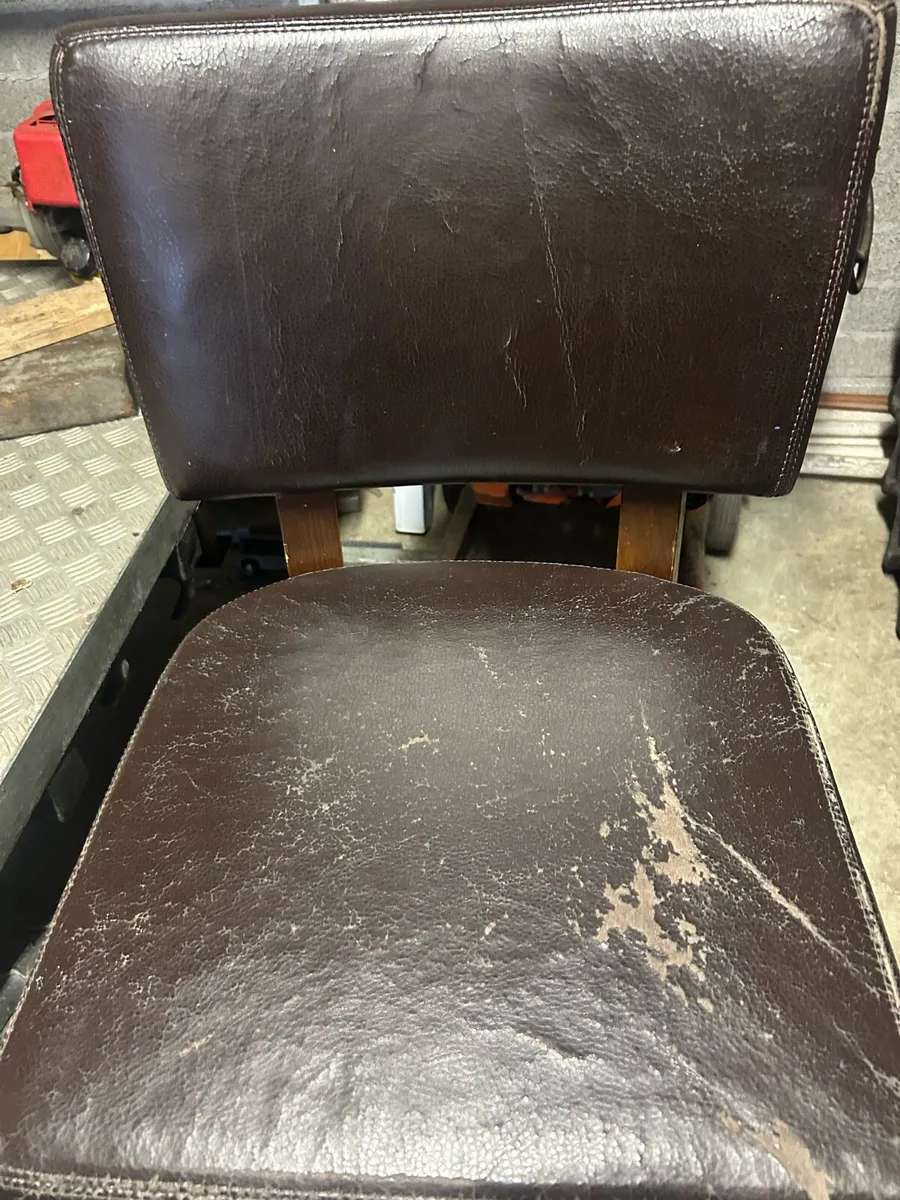 Pair of bar stools - Image 4