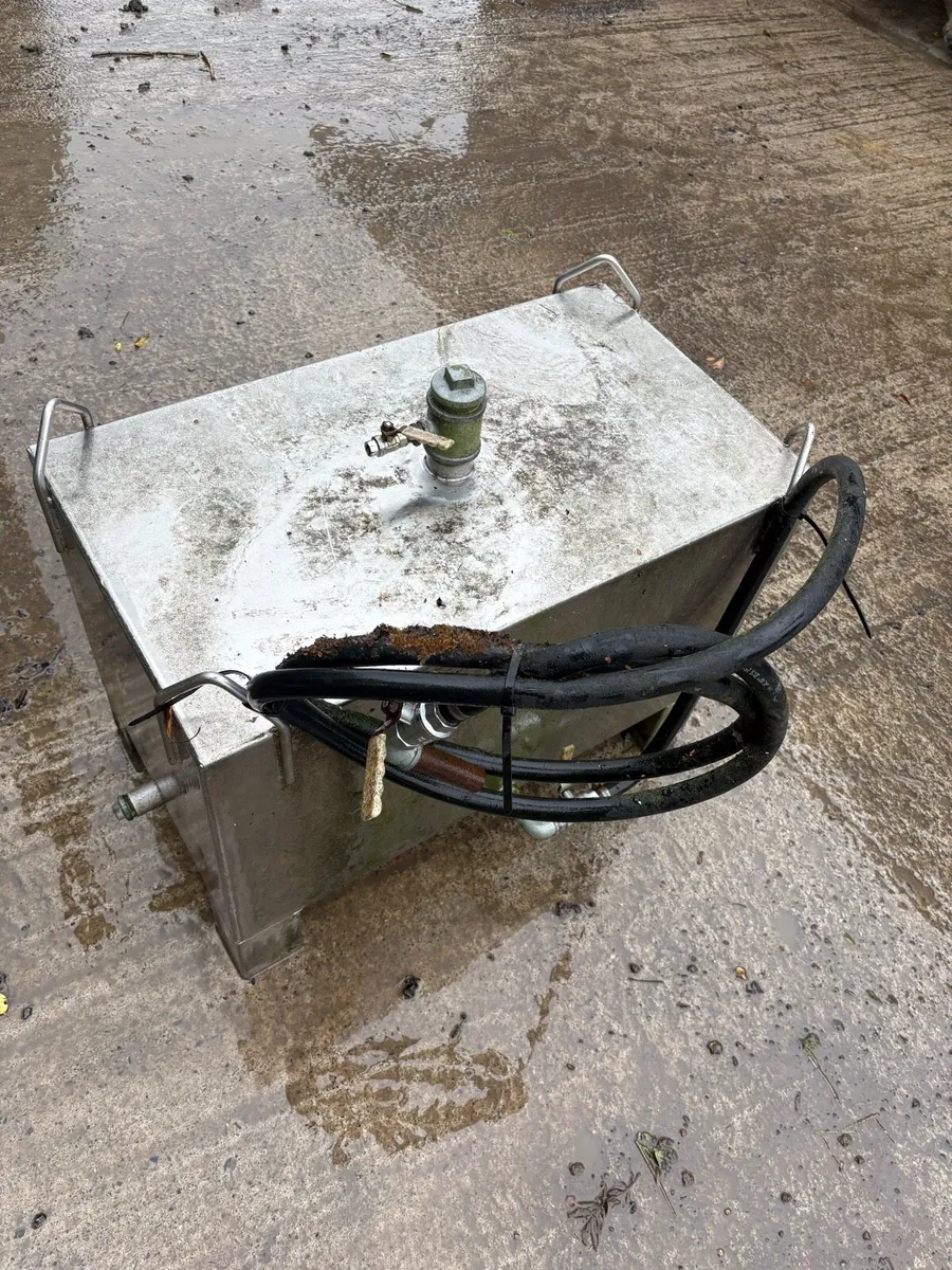 Galvanised Diesel Tank - Image 2