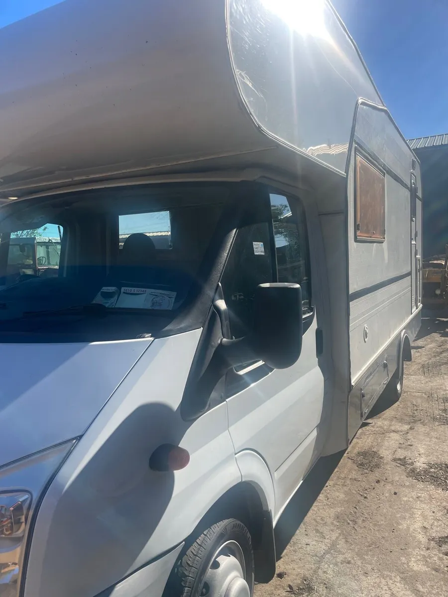 Camper - Image 2