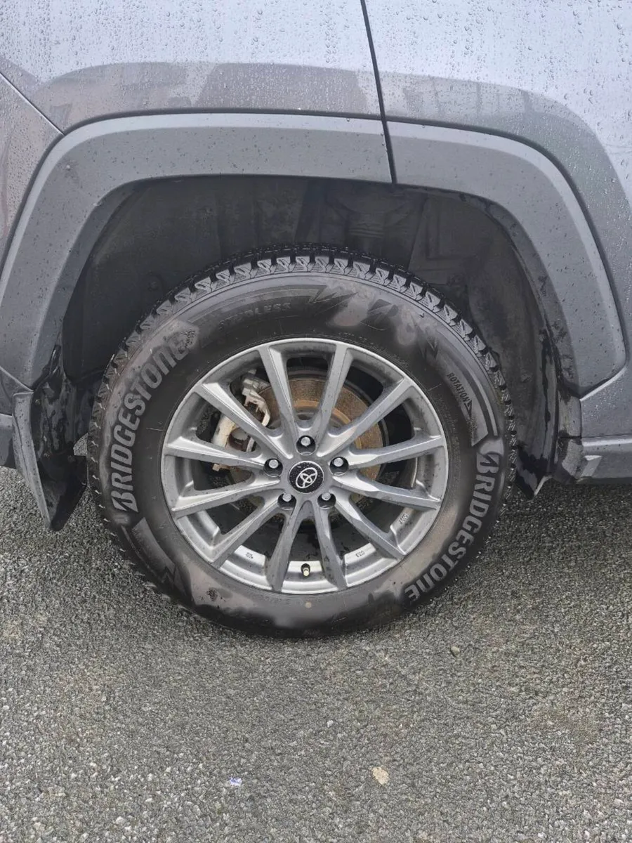 Alloy wheels
