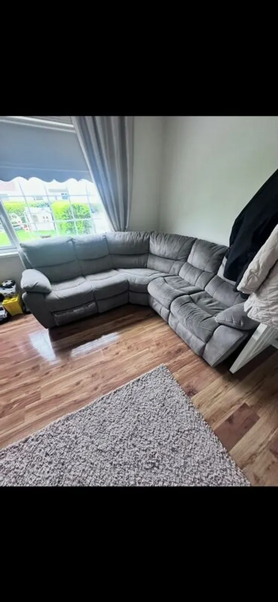 Ez Living Corner recliner sofa - Image 1