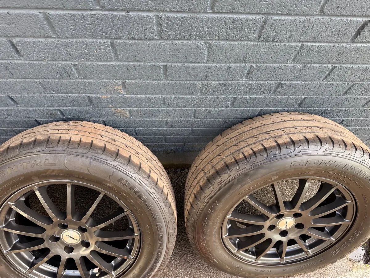 Volvo Alloys 17” - Image 1