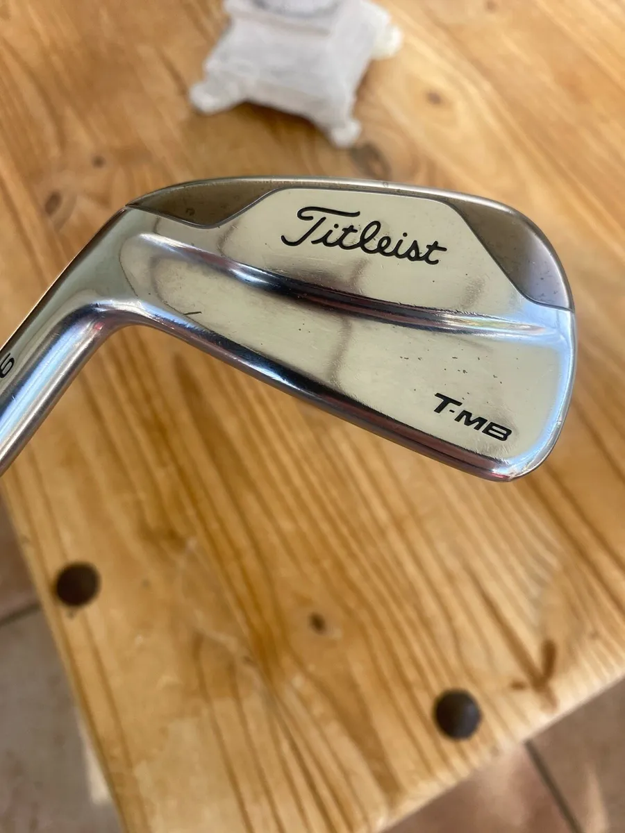 Titliest T-MB 2 Iron Left Hand - Image 1