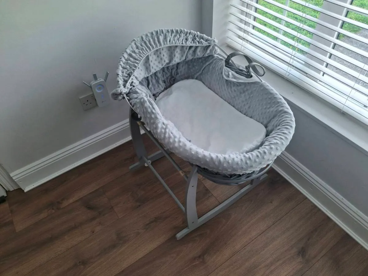 Moses Basket - Image 1