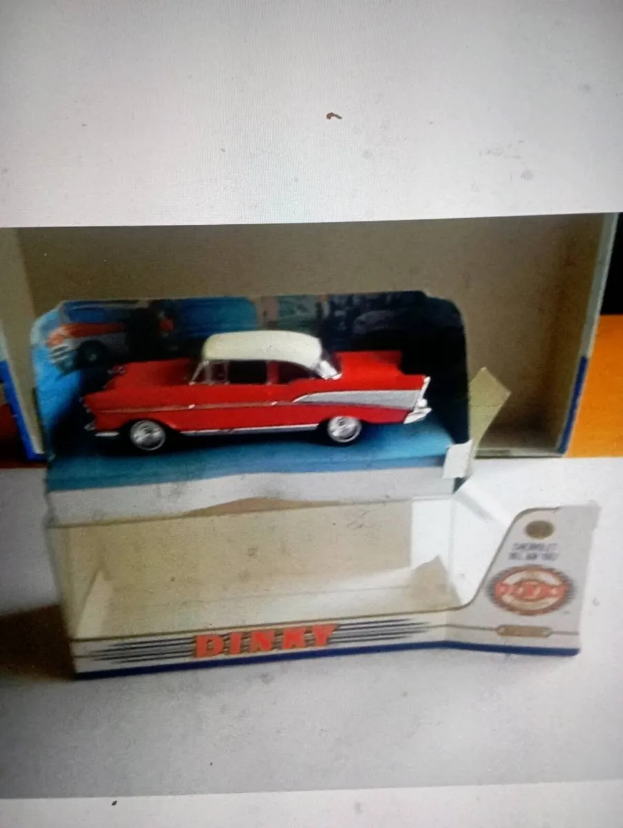 DINKY 1957 CHEVROLET BEL AIR 1-43 SCALE CAR - Image 3