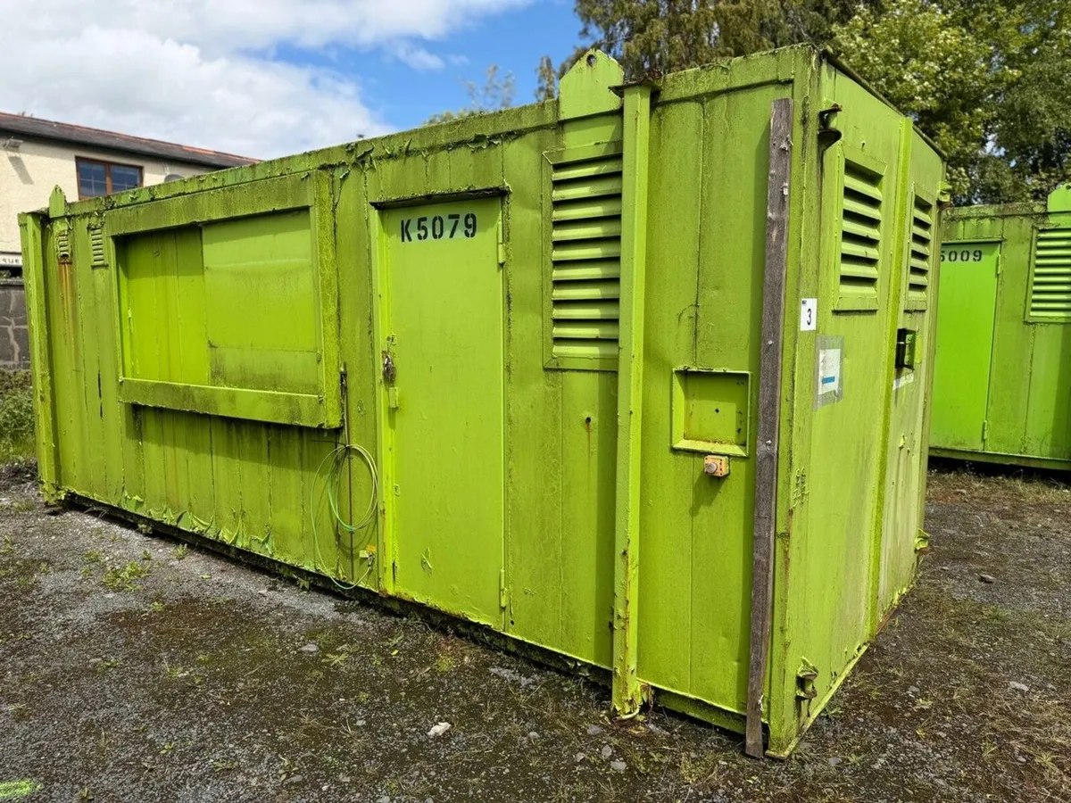 APPROX. 22ft x 9ft ANTI VANDAL WELFARE UNIT - Image 4