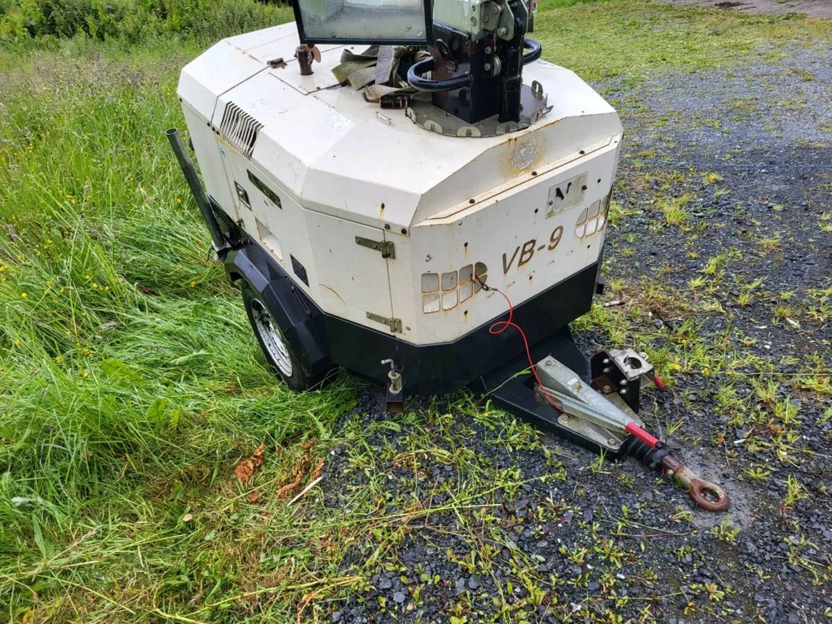 Mobile light tower - Image 2