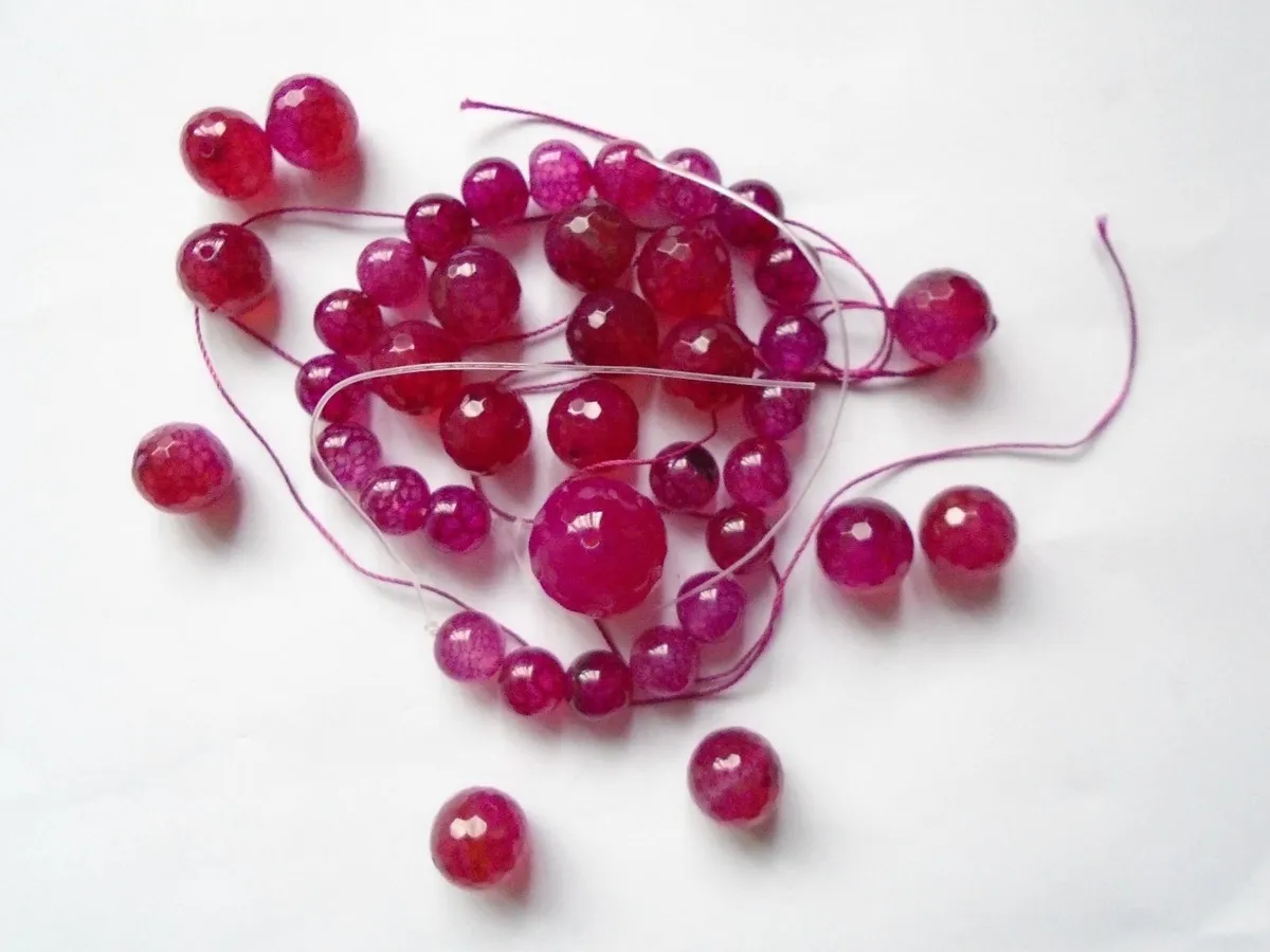 Pink agate beads, Jewellery making supplies - Image 1