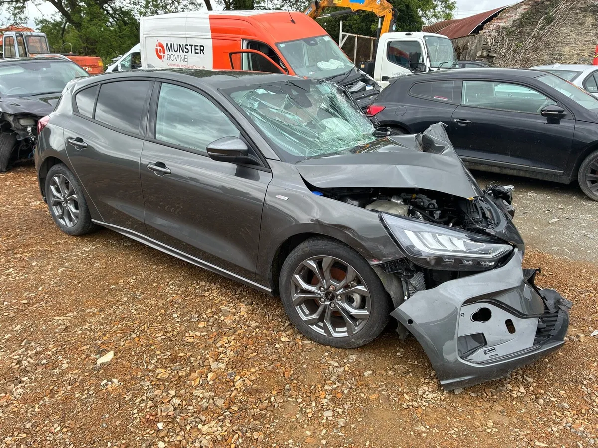 2025 Ford Focus - Image 1