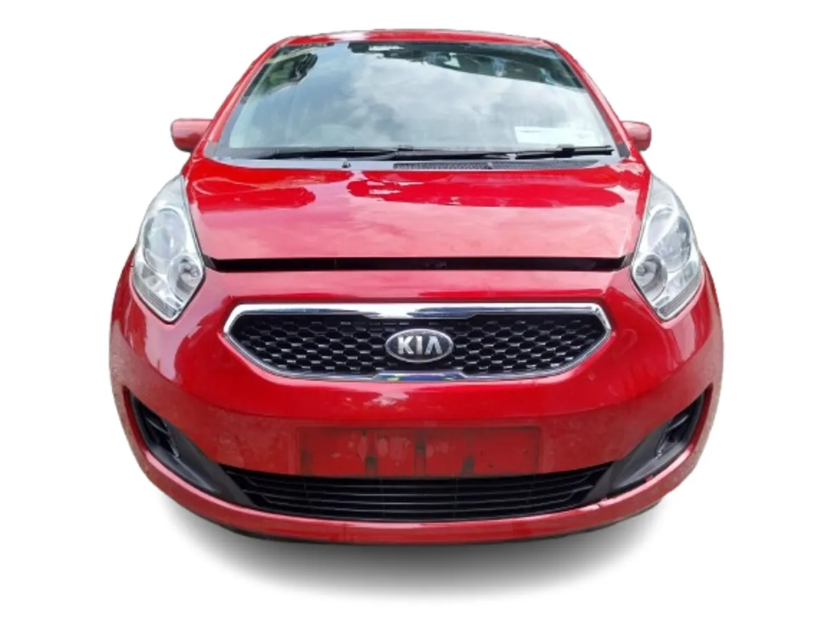 2013 KIA VENGA For Breaking/Dismantling - Image 2