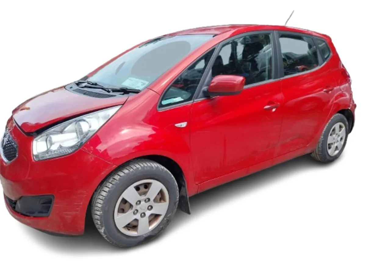2013 KIA VENGA For Breaking/Dismantling - Image 3