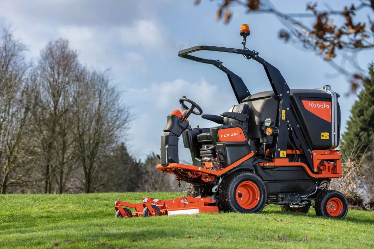 New Kubota FC3-221E Outfront Lawnmower - Image 1