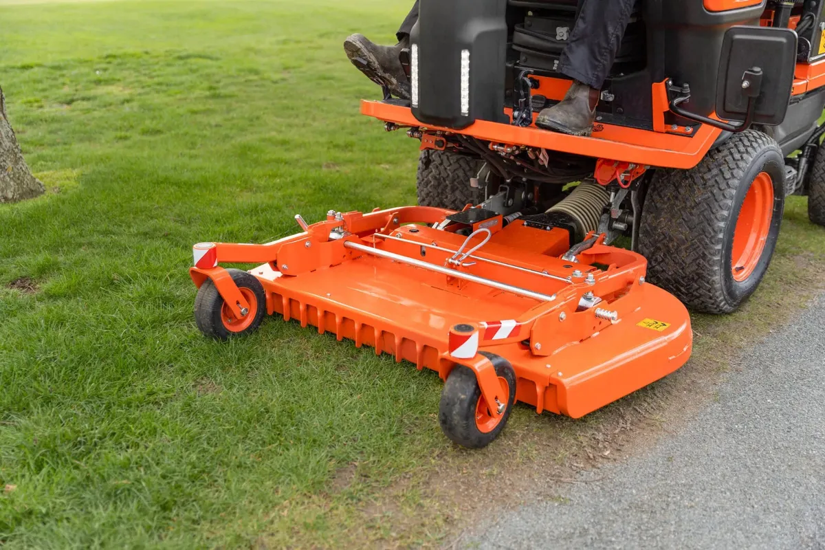 New Kubota FC3-221E Outfront Lawnmower - Image 4
