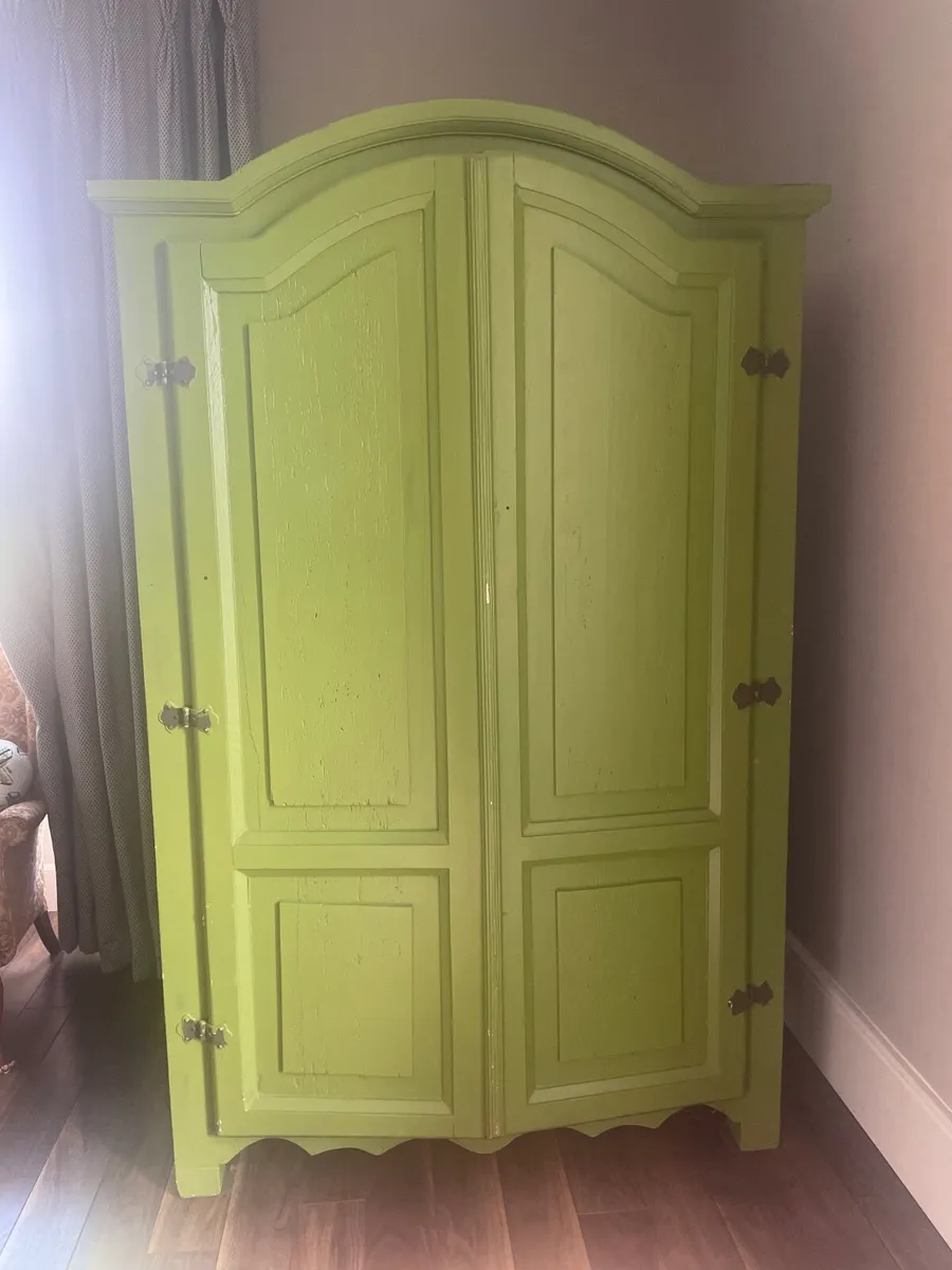 Wardrobe / Desk - Image 1